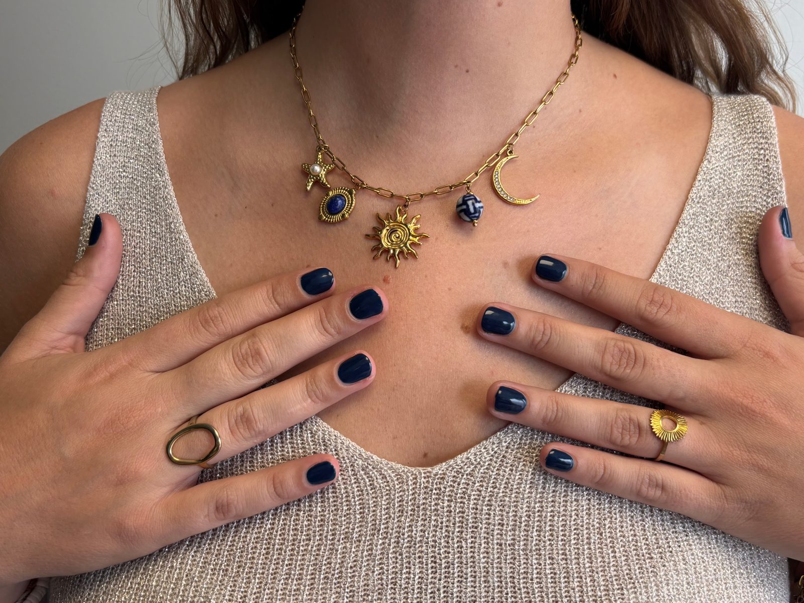 Collier en acier inoxydable fabriqué par une cliente lors d'un atelier